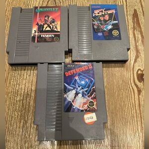 Nintendo NES Game Bundle
